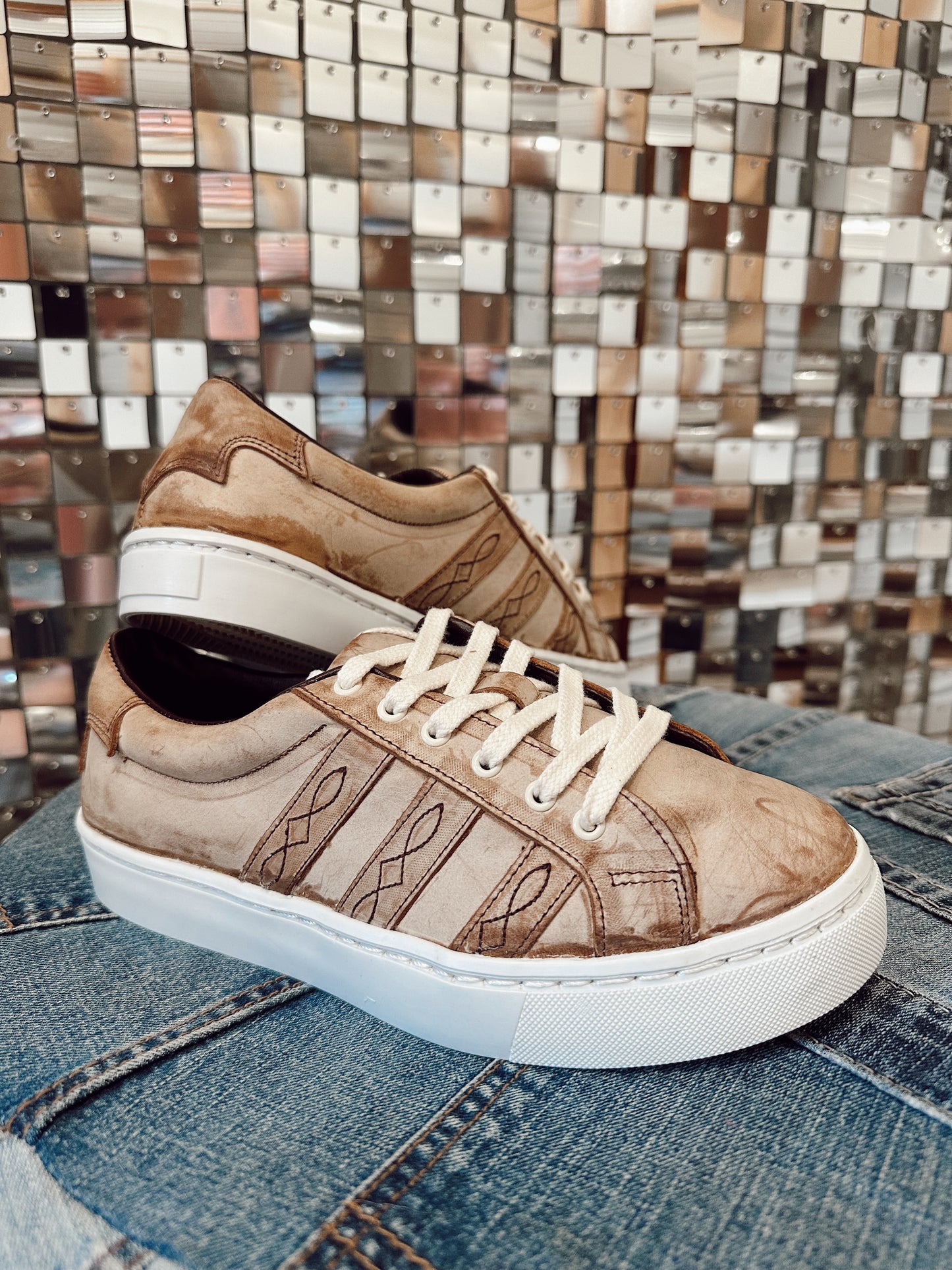 The Leather Sheridan Tennis Shoes Cowboy Stitch
