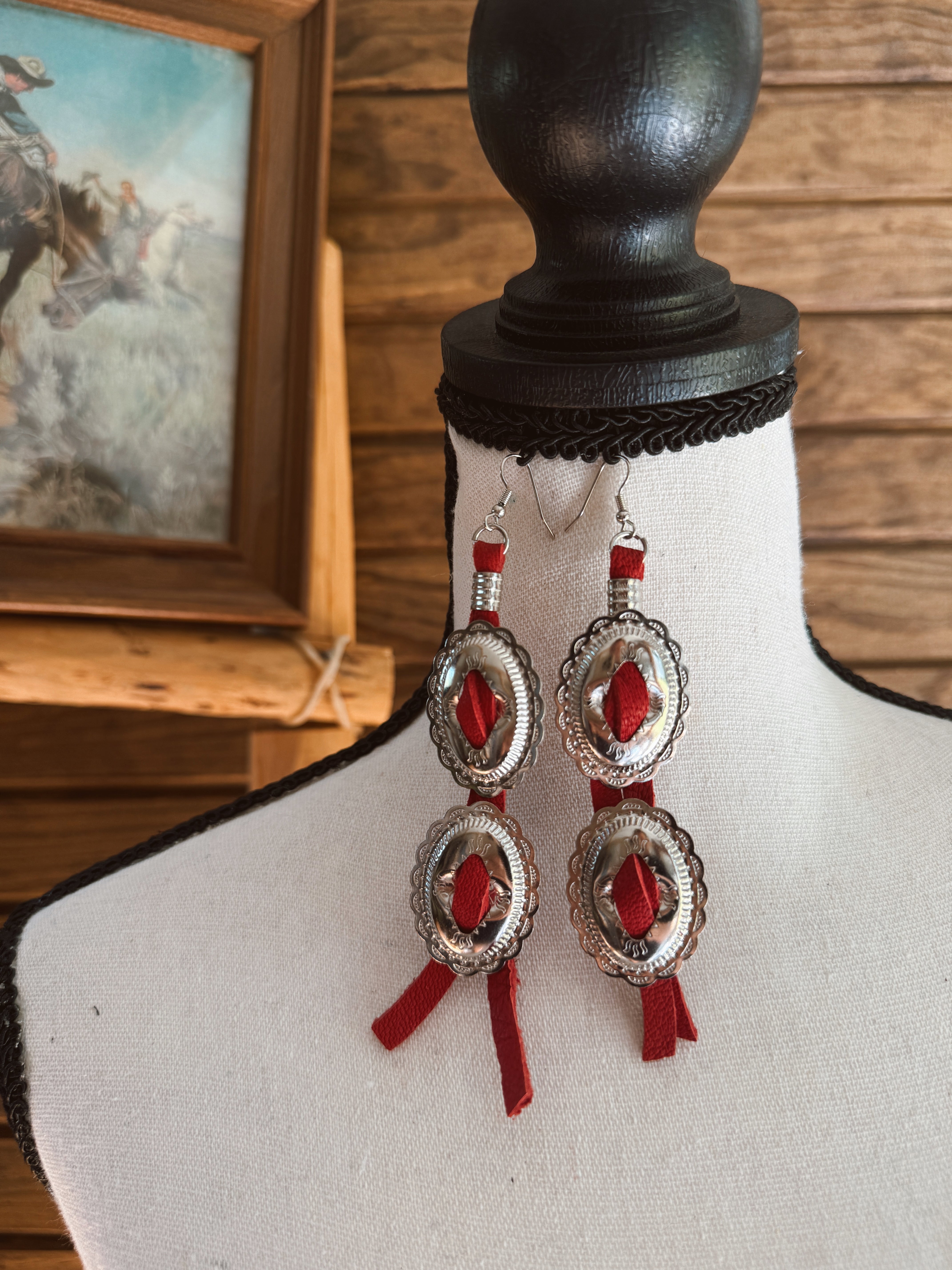 The Concho Earrings - Red