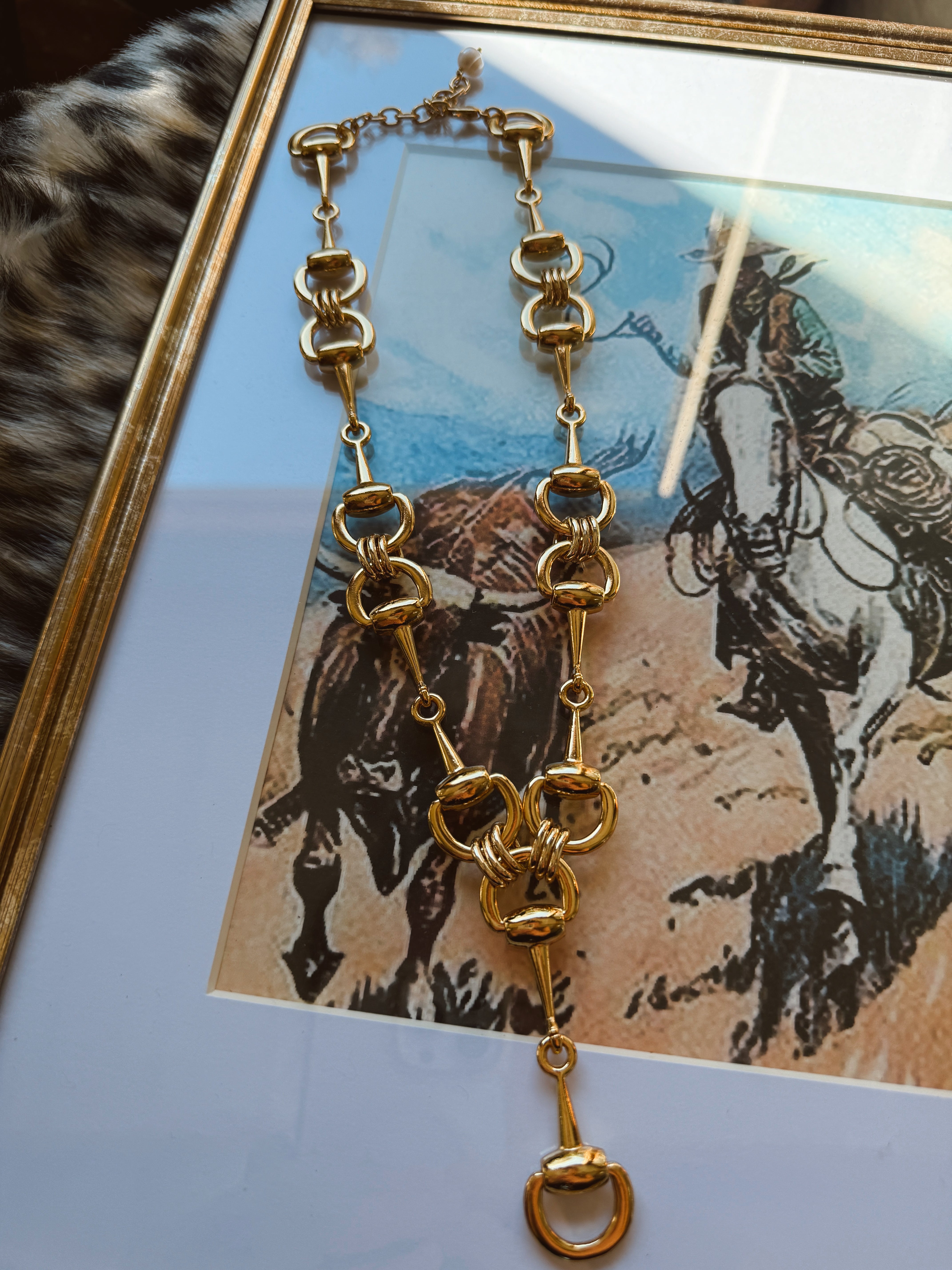 The Snaffle Bit Lariat Necklace - Gold