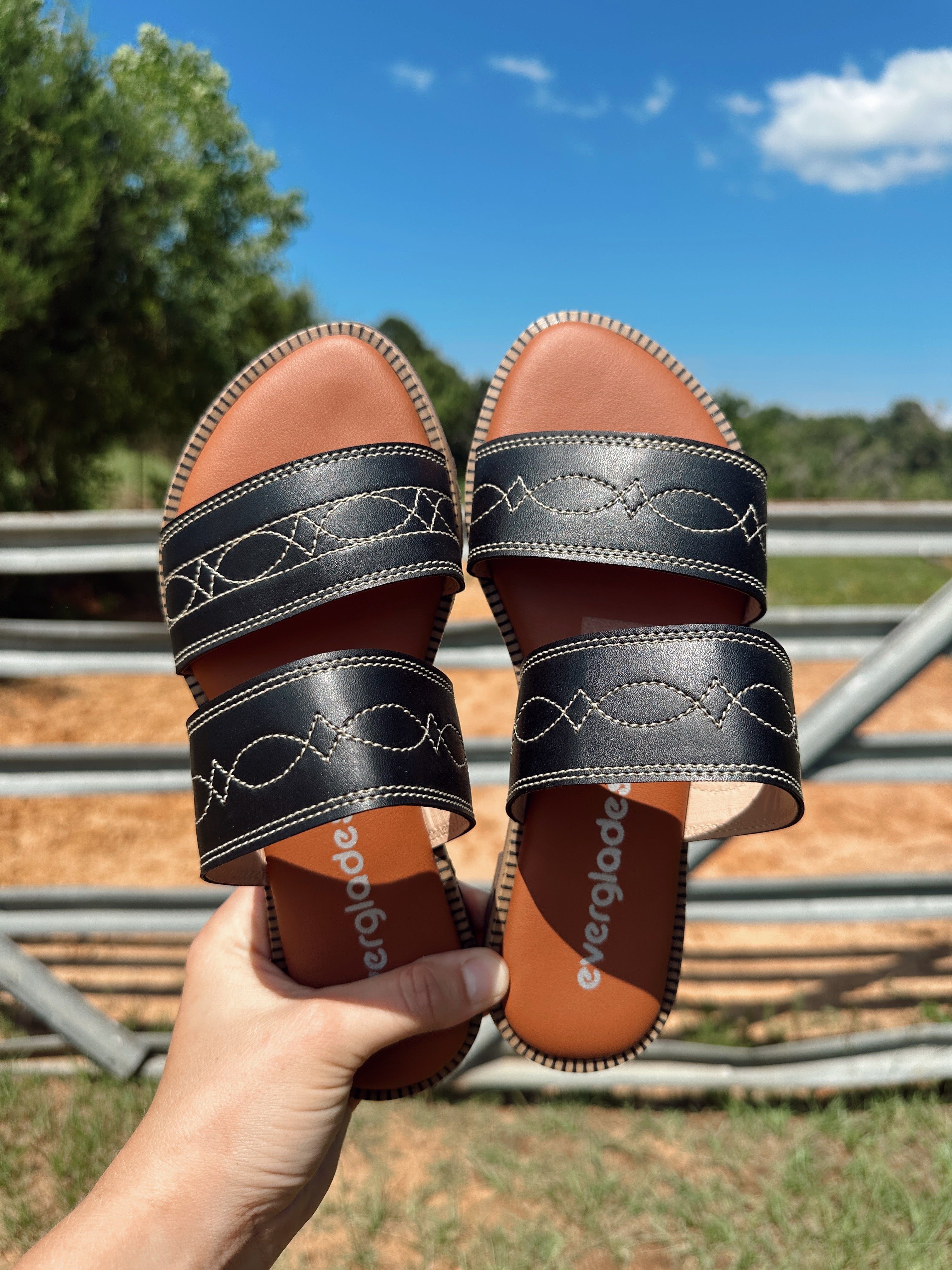 The Boot Stitch Sandal - size 6