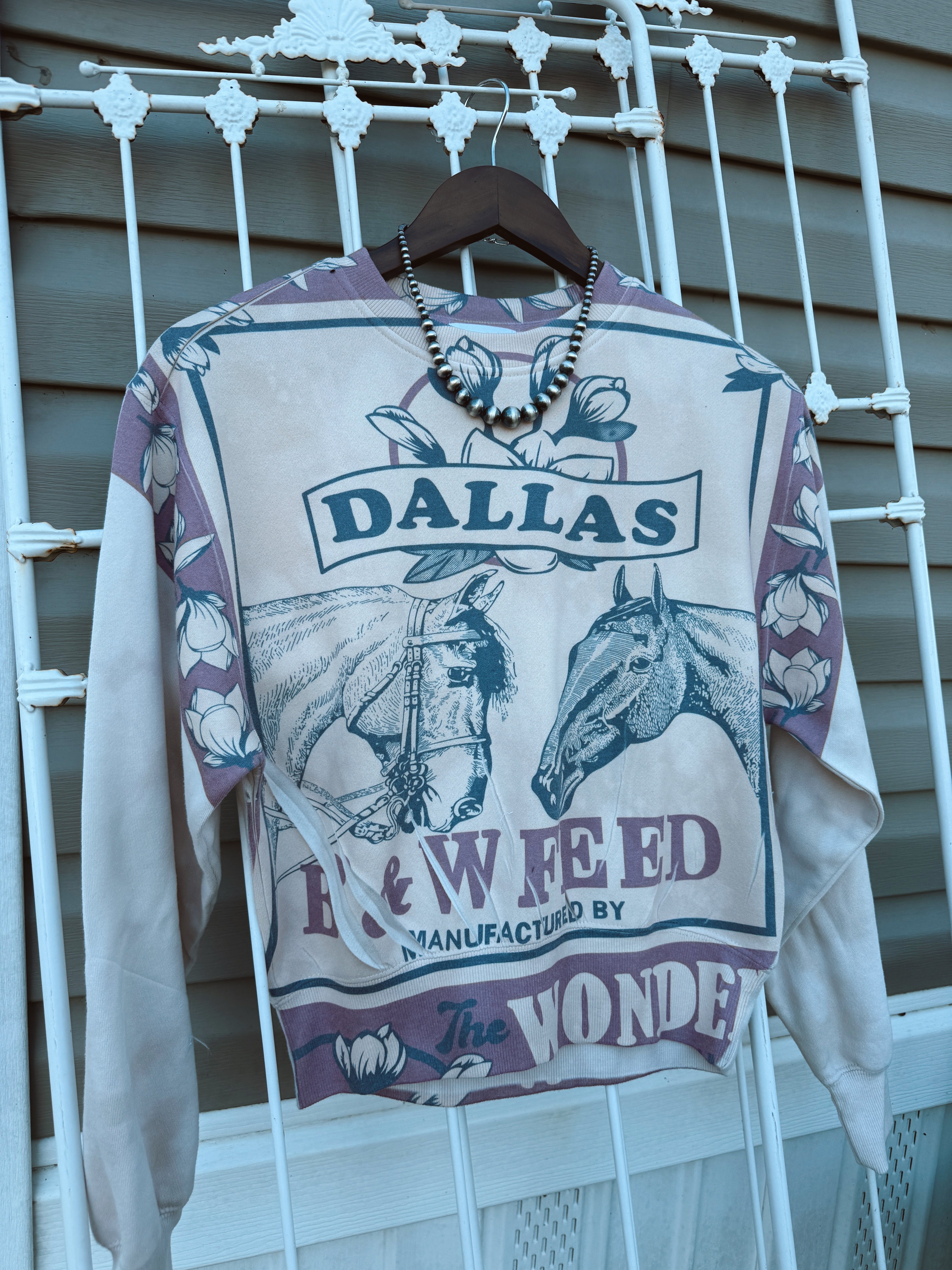The Dallas Feed Top