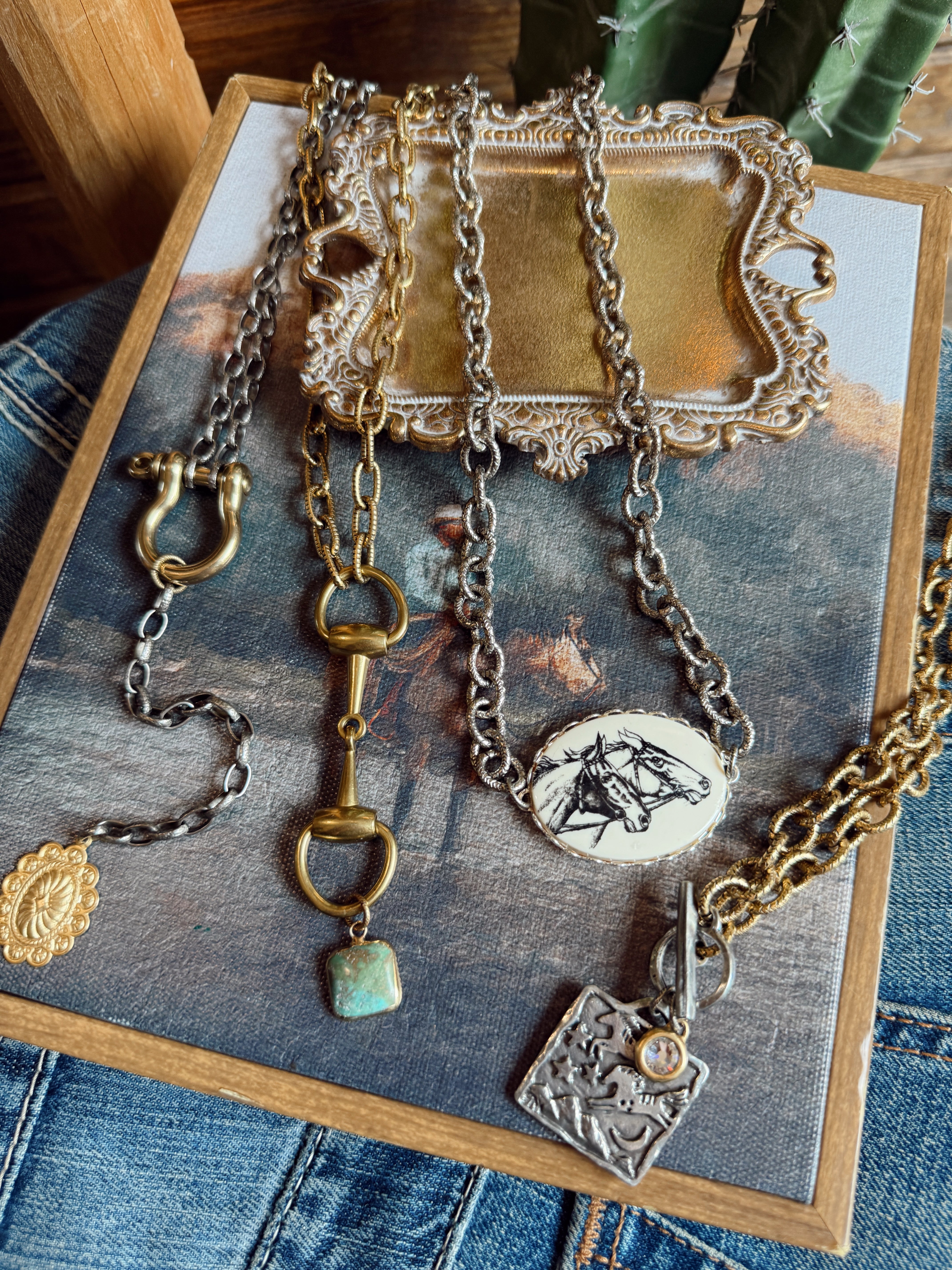 The Vegas Nights Lariat