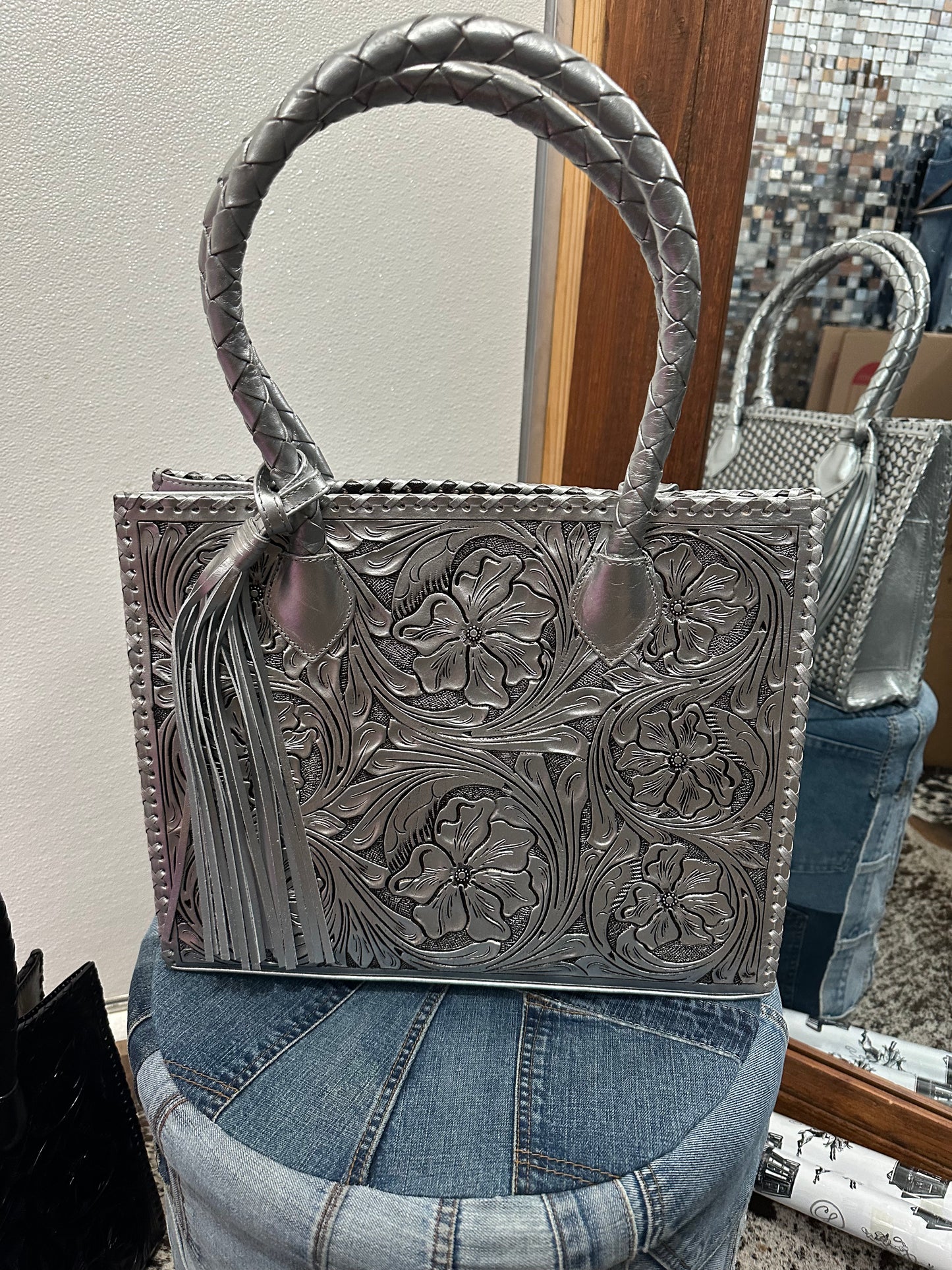 The Que Chula Marcos Purse {3 Colors}