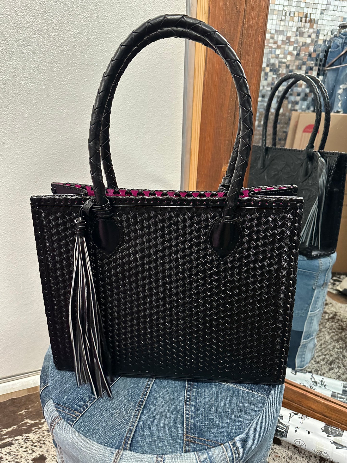 The Que Chula Marcos Purse {3 Colors}