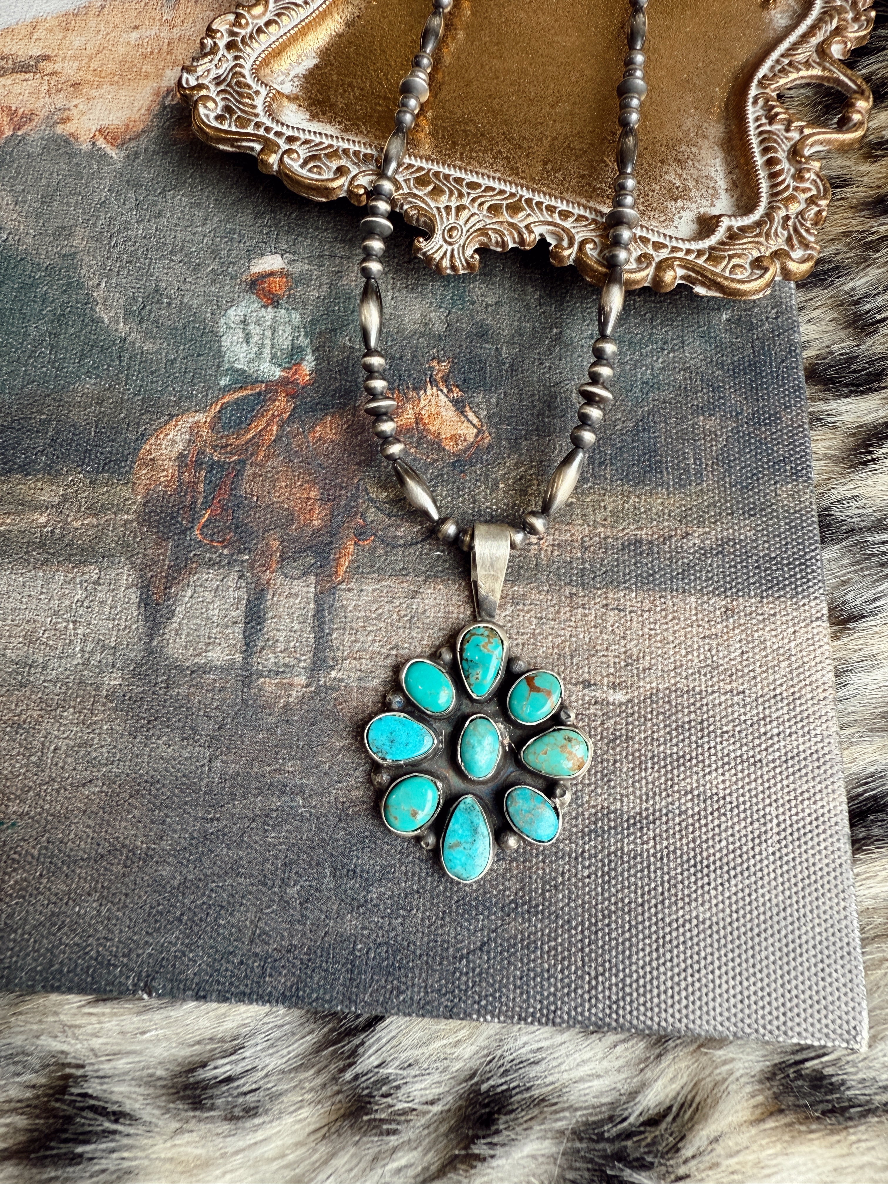 The Charlsey Pendant